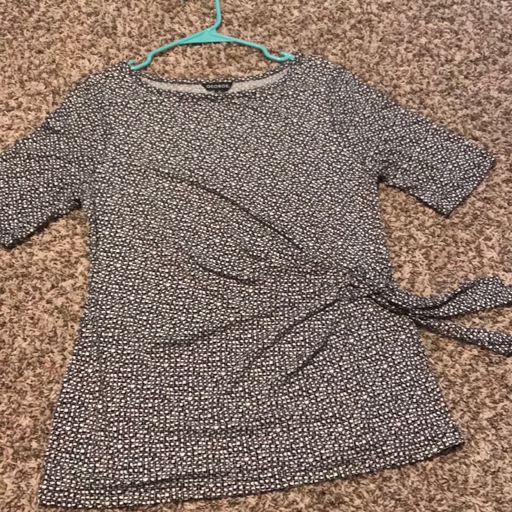 Business casual top